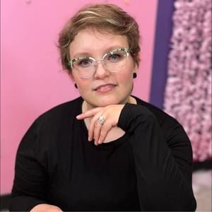 Meet your Posher, Briana